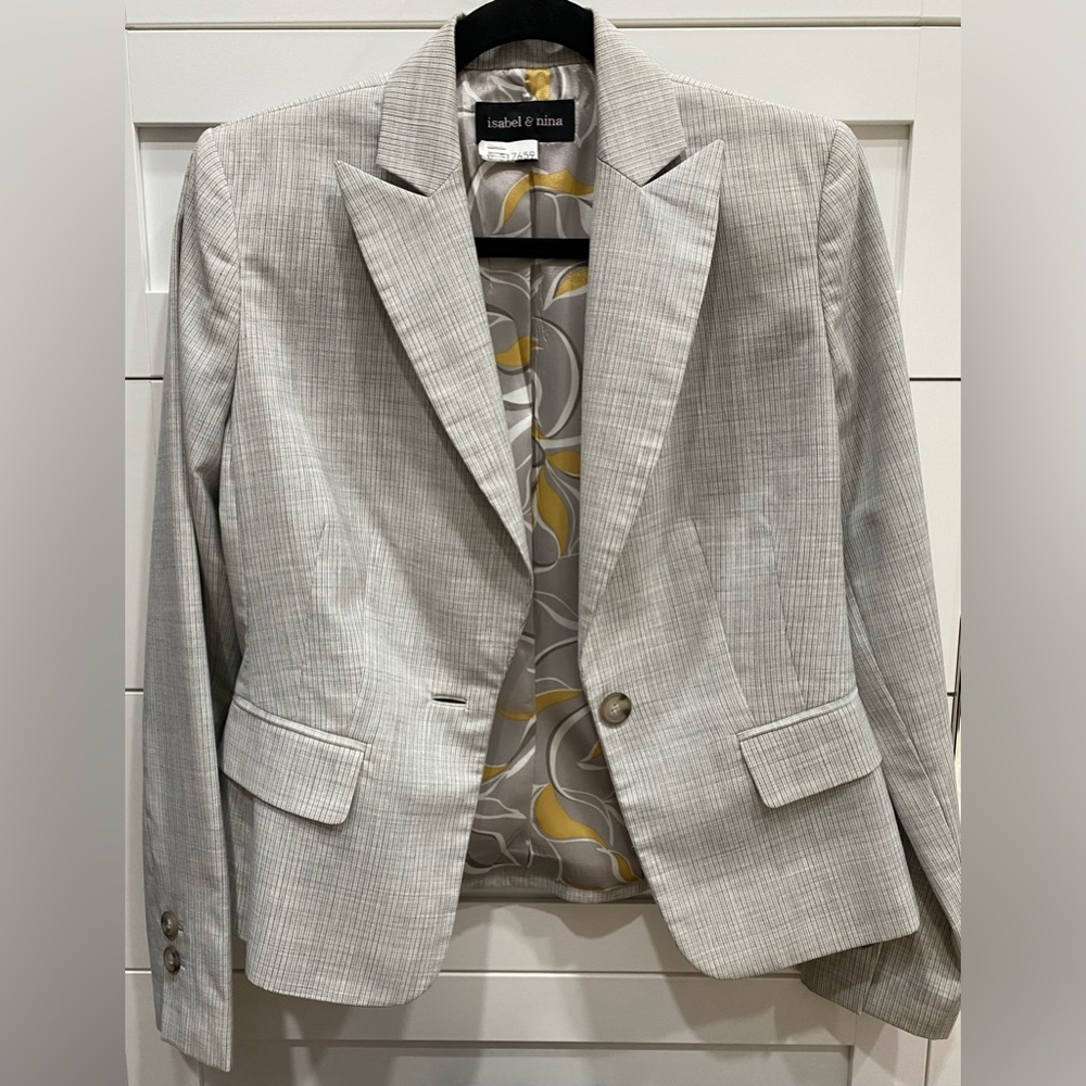 Isabel & Nina Light Weight Jacket